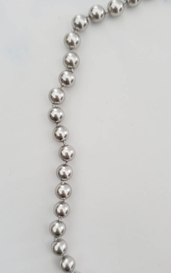 Vintage Classic MONET Faux Silver Gray Pearl Sing… - image 5