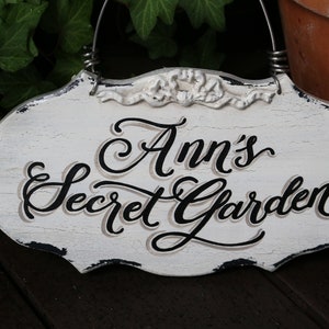 Personalized Garden Sign: Rustic Vintage Decor