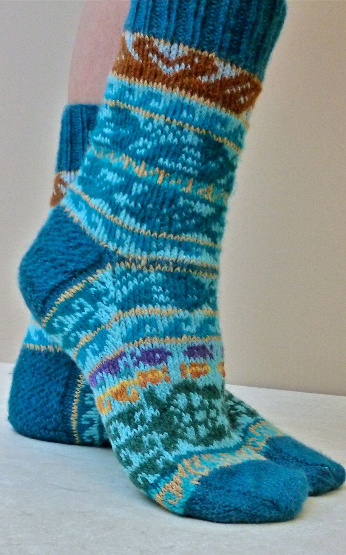 Pacific Rim Socks Digital Knitting Pattern Pdffair Isle - Etsy