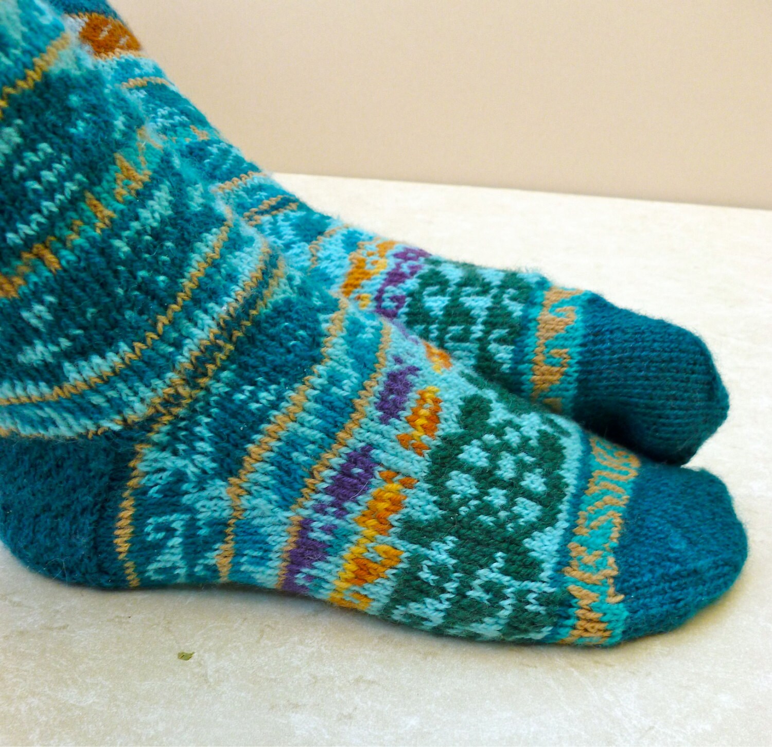 Pacific Rim Socks Digital Knitting Pattern Pdf--fair Isle Stranded ...