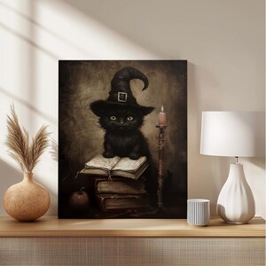 Hexenkatzen Wandkunst - Gothic schwarze Katze Druck mit Zauberbüchern und Kerze, Halloween Witchy Dekor, Dark Academia Tier Poster