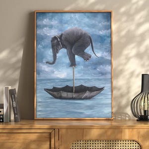 Surrealer Elefant Balancierende Kunst, Lustiges Tier Wandkunst, Verträumtes Umbrella Ocean Poster, Wunderliches Surrealismus Dekor, Blau Fantasy Wildtier
