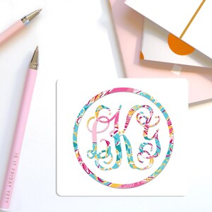 Vine Monogram w Circle - Pattern 4