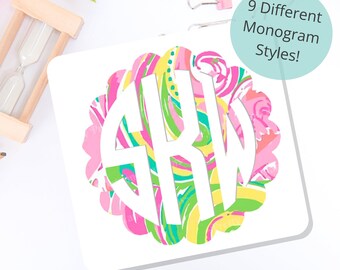 Personalized Scalloped Monogram Decal, Custom Scalloped Pattern Monogram Decal, Scalloped Border Monogram Car Window Sticker, Initial Label