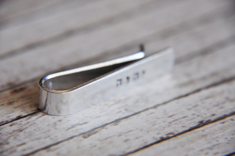 Tetragrammaton Tie Clip Custom Baptism Gift Yaweh YHWH tie clip 1.5 Personalized Tie Bar JW Convention Gifts JW Gifts imagem 3