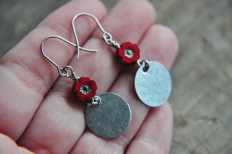 Lightweight Earrings Red Flower Earrings Red Earrings Earrings for Women Gift for Her Spring Jewelry Petite Earrings