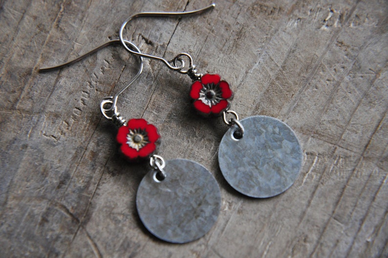 Lightweight Earrings Red Flower Earrings Red Earrings Earrings for Women Gift for Her Spring Jewelry Petite Earrings