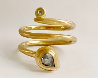 Gold Diamond Wrap Ring,  Bezel Diamond Spiral Ring, Unique Statement Wrap Ring, Salt & Pepper Wraparound Ring, 14k gold Unique Spiral Design