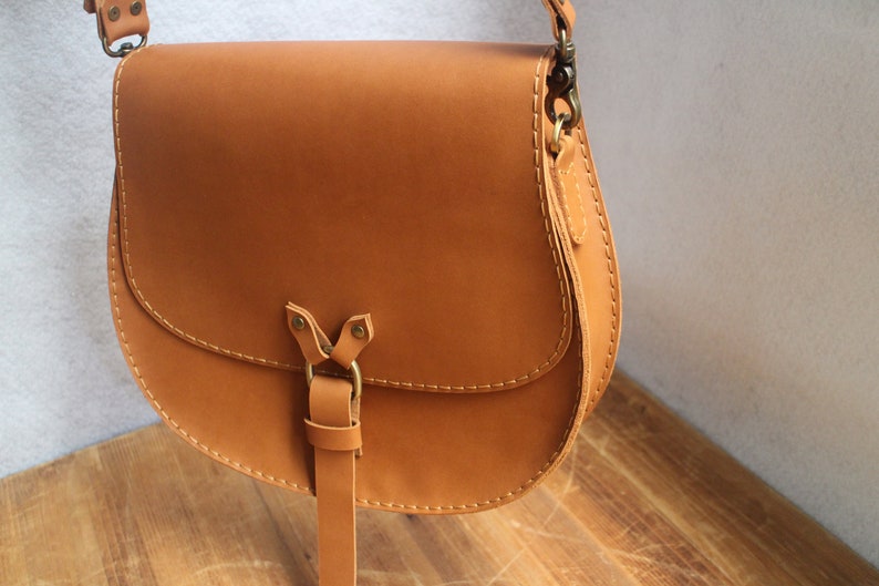 Leather messenger bag Schoolbag handmade Waxed thread Leather crossbody gift. Shoulder Bag Satchel bag Leather bag