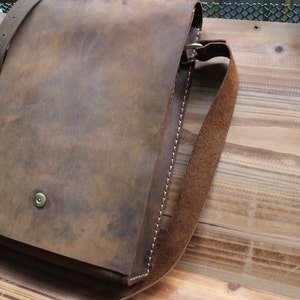 Leder Umhängetasche, Messenger Bag, Laptoptasche, Ledertasche, Ledertasche Männer, handgefertigt, Geschenk.