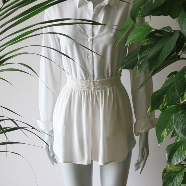 Grecian Organic Bamboo High Waist Sleep Short in Blanc