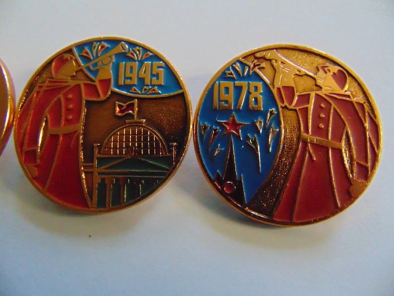 Set of 4 x icons.Made in the USSR The years of the Soviet Union. Vintage