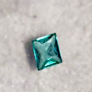 Most Rare and Superior Quality Untreated Natural Colombian Emerald Gemstone