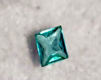 Most Rare and Superior Quality Untreated Natural Colombian Emerald Gemstone