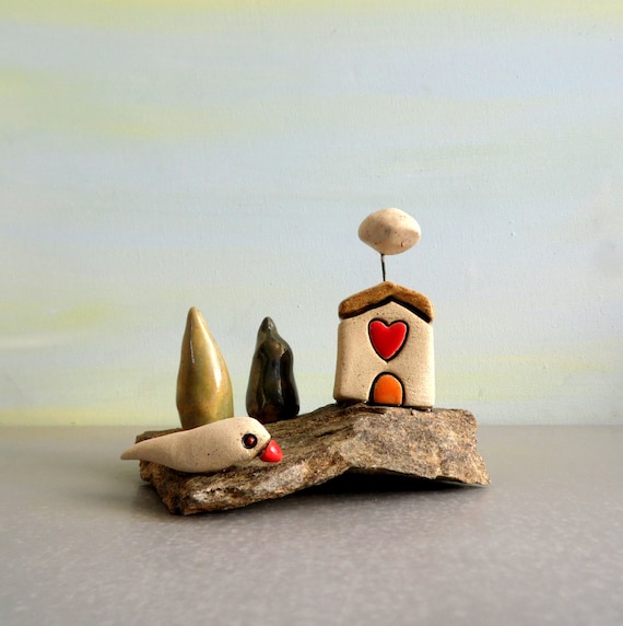 Beach House, Beach Art, Ceramics and Pottery, Ceramic Sculpture, Handmade  Ceramics, Miniature House, Small Table Decor, Small Desk Decor -  Sweden