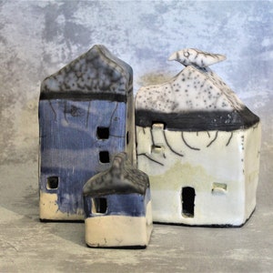 Raku Ceramic House, Miniature Houses, Doll House, Ceramic Art, Raku Art, Ceramics And Pottery, Unique Handmade Ceramics, Ceramic Miniatures