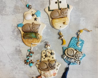 Large Israeli Hamsa, Ceramic Hamsa, Evil Eye Charm, Hand Of Fatima, Mediterranean Wall Decor, Cat Decor, Housewarming gift, Cat Lover Gift