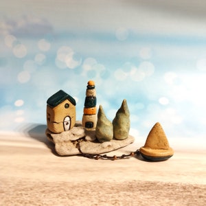 Ceramiczna Latarnia Morska, Dekoracja Morska, Miniaturowa Latarnia Morska, Maleńka Ceramiczna Wioska, Dekoracja Latarni Morskiej, Prezent Dla Mamy, Ceramiczna Miniatura Wioski