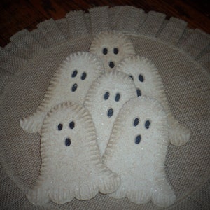 Primitive rustikale Bauernhaus Faux Sparkle Ghost Cookies ~ Halloween Ghost Bowl Fillers ~ Leicht duftend ~ Halloween Ornies Decor ~ Tierd Tablett Schmuckstück