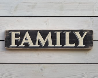 FAMILY Vintage Style Wooden Sign. Handmade Retro Home Gift
