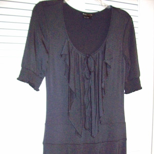 Dress 6, Grunge Dress, BCBG Maxazria Grunge Grey Fab Dress. See Details Size 6 Reduced price image 1