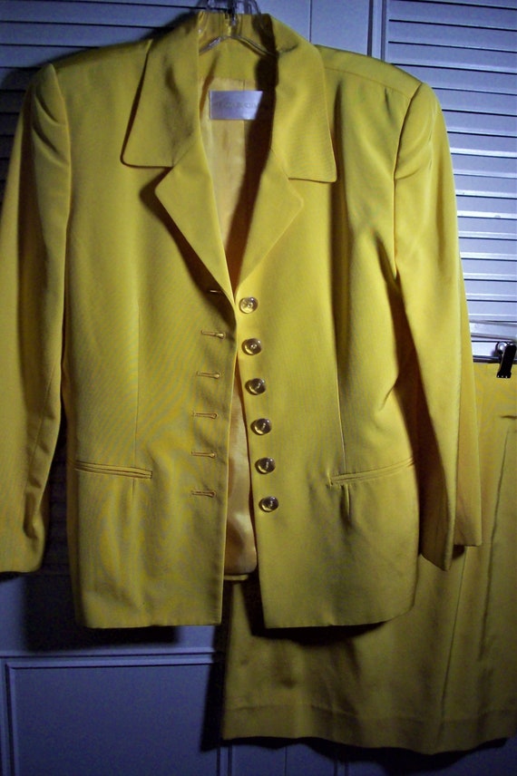 Suit 8,  Skirt Suit, Dana Buchman Stunning Yellow… - image 1