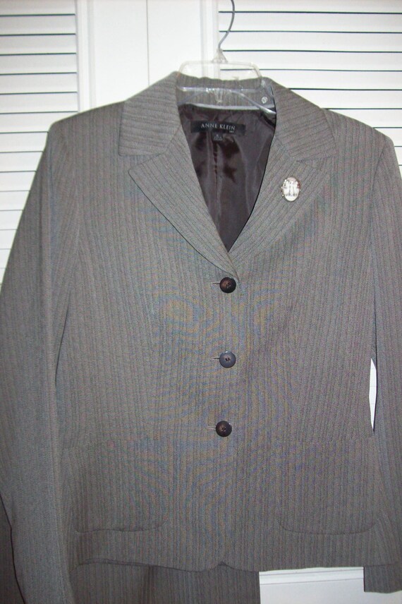 Suit 8, Skirt Suit, Vintage Anne Klein Shadow Herr