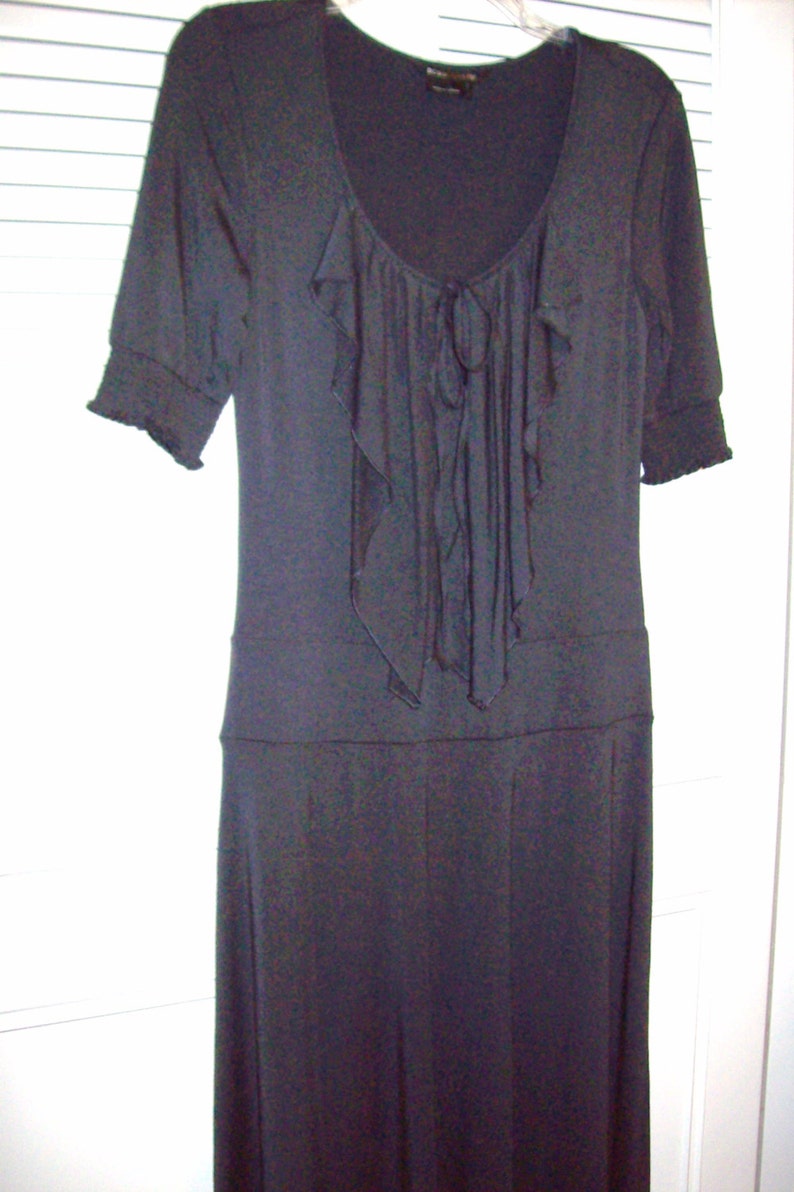 Dress 6, Grunge Dress, BCBG Maxazria Grunge Grey Fab Dress. See Details Size 6 Reduced price image 1