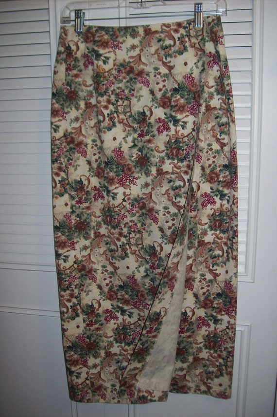 Skirt 8, Vintage Provincial Floral English Garden… - image 1