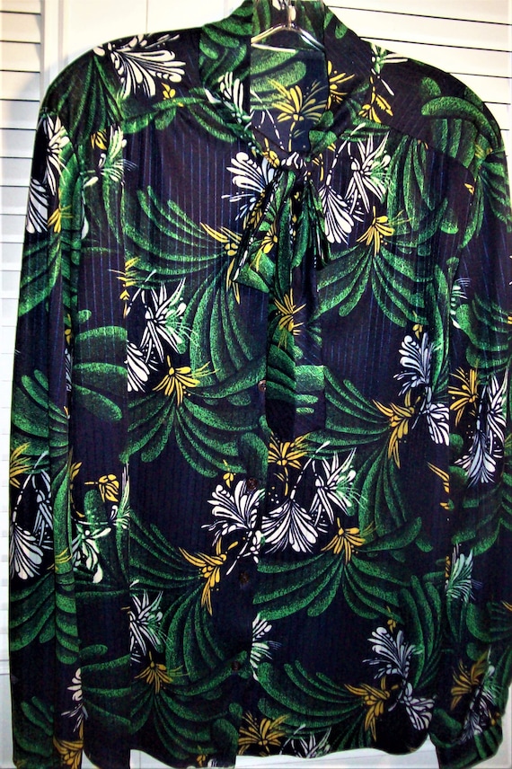Blouse XL, Silky Jungle Floral Summer Blouse, Suit