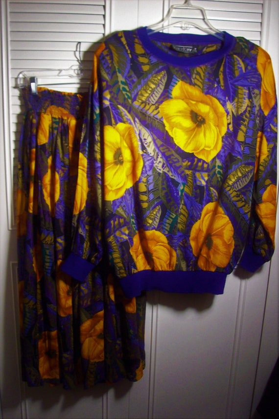 Karen Kane  Large - XL, Floral Two Pieced Dress, N