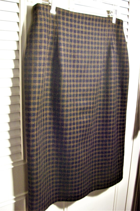 Skirt 10, Wool Checked Skirt by Jones New York.  … - image 3