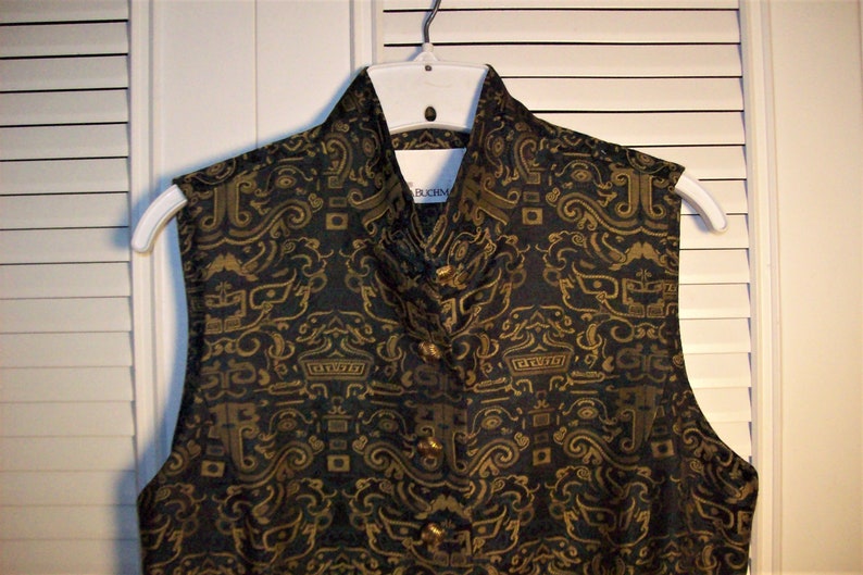 dana buchman vest