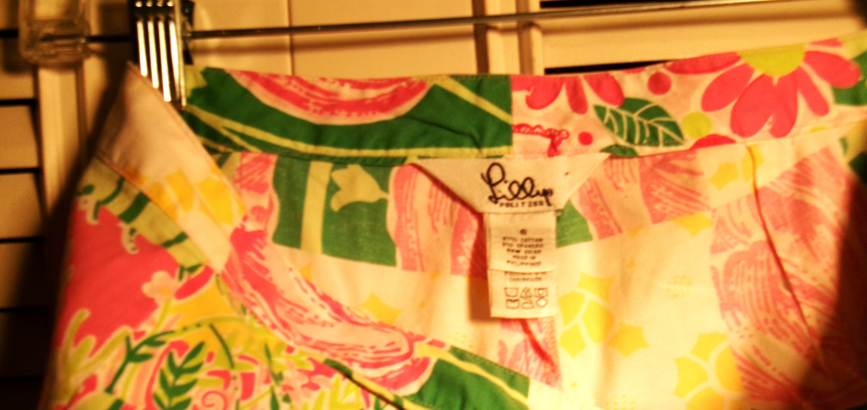 Lilly Pulitzer 6 - 8, Pants, Capris, Original Lilly Pants, White  display picture 1