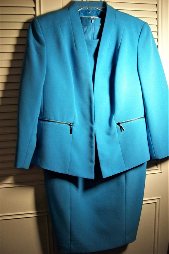 Jacket and Dress 6P.  Stunning Poly Dressy Dress a