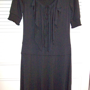 Dress 6, Grunge Dress, BCBG Maxazria Grunge Grey Fab Dress. See Details Size 6 Reduced price image 2