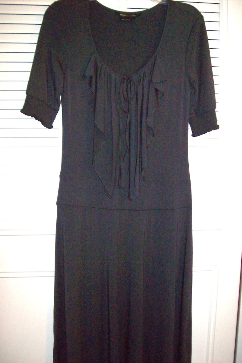 Dress 6, Grunge Dress, BCBG Maxazria Grunge Grey Fab Dress. See Details Size 6 Reduced price image 2