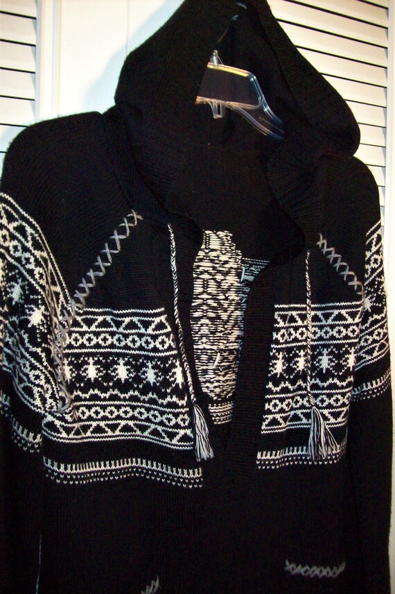 Sweater Small - Medium, Black Wool Hooded Fall an… - image 2
