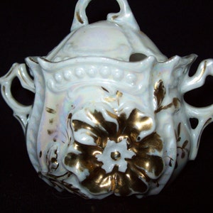 Lustreware antique mustard pot, such a sweet touch of yesteryear.  Perfect