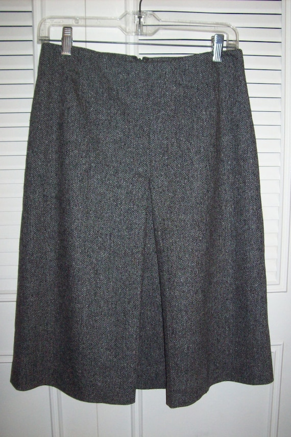 Skirt 6,  Eddie Bauer Herringbone Tweed Grey  Cute