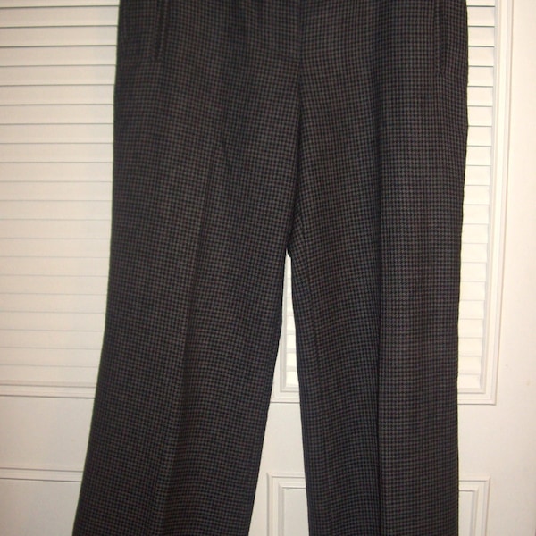 Pants 12,  J Crew 100% Wool Houndstooth Career Pants.  Classic Cut  Size 12