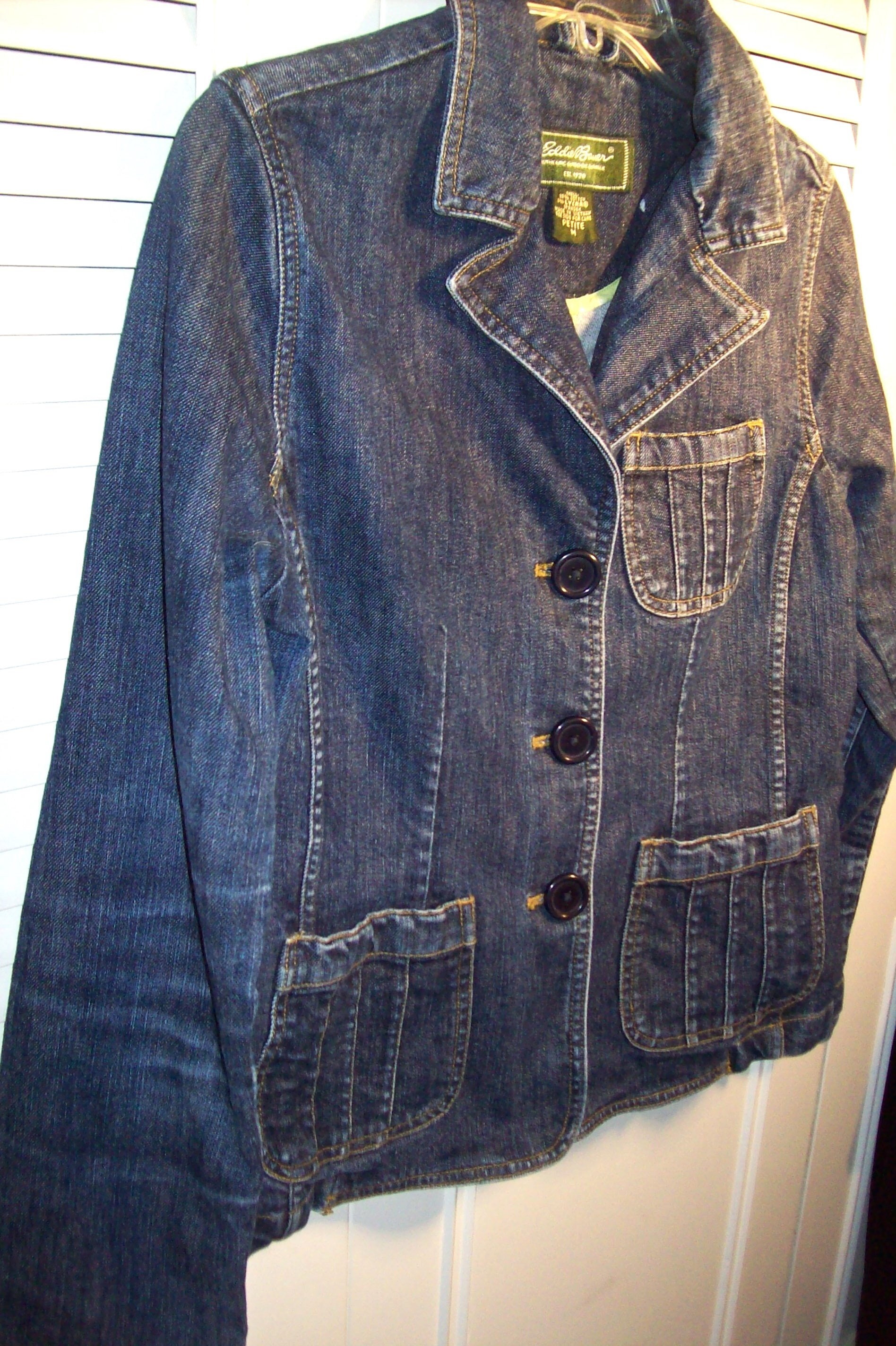 Vintage Eddie Bauer Denim Jean Jacket Size Women Medium 
