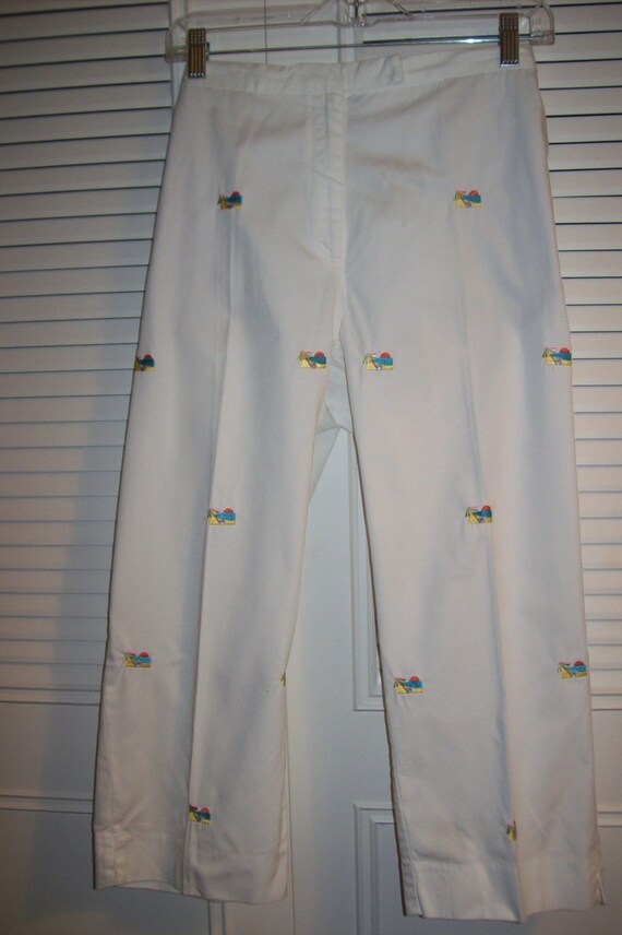 Capris, 12, 10, White Cotton Capris, Embroidered