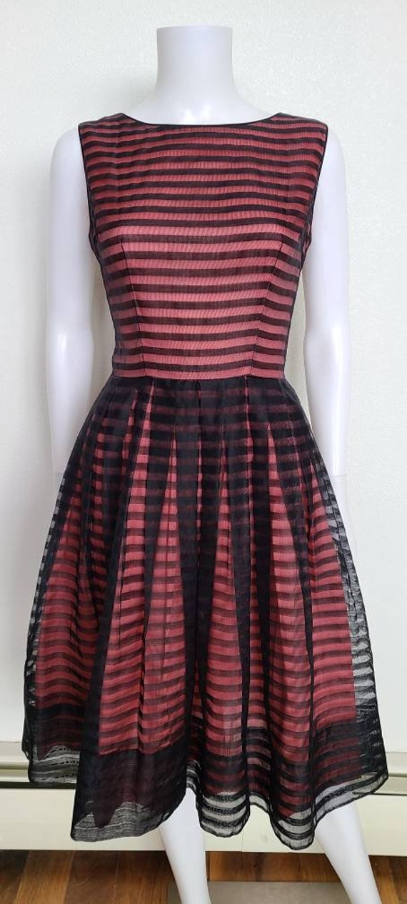 Small-Medium Vintage 50's Pink and Black Sheer St… - image 2