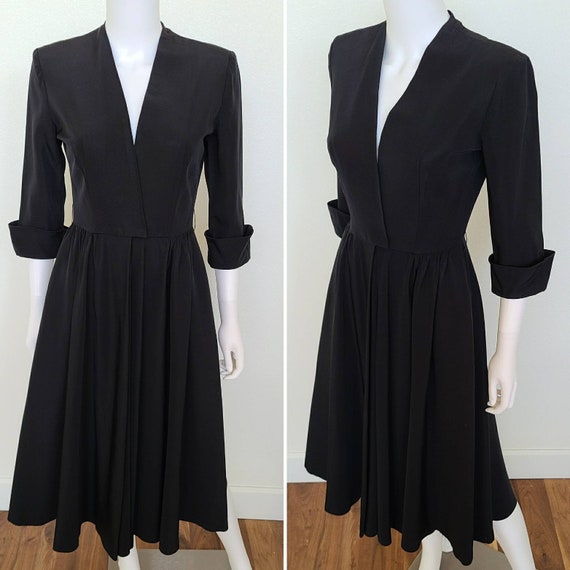 Vintage 40’s-50’s Three Quarter Cuffed Sleeve Dres