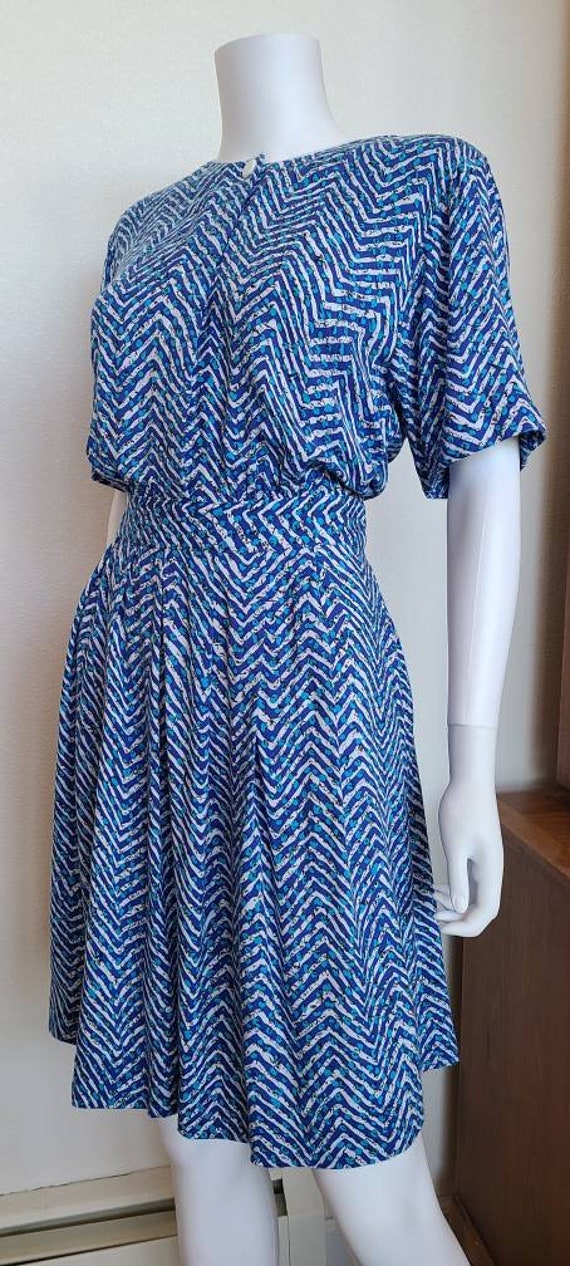 Vintage Lanz Originals Blue Abstract Chevron and … - image 3