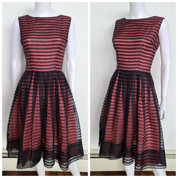 Small-Medium Vintage 50's Pink and Black Sheer St… - image 1