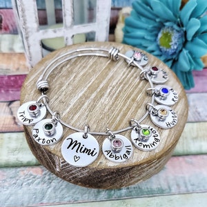 Custom Gift For Her, Christmas Gift, Personalized Grandma Bangle Bracelet, Grandma Bracelet, Mimi Gift, Gift for Mom, Nana Bracelet