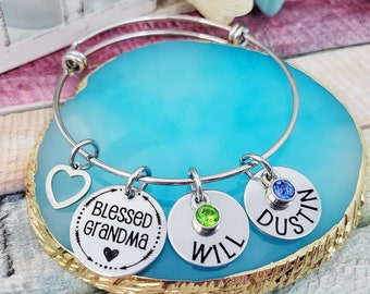 Blessed Grandma Personalized Bracelet - Engraved Nana Bangle, Custom Gift for Mother's Day, Birthday or any occasion - Jewelry for Grandma