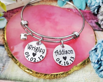 Mom Charm Bracelet, Personalized Gift for Nana & Grandma Jewelry, Mom Bracelet, Family Bracelet, Christmas Gift Bracelet, custom jewelry